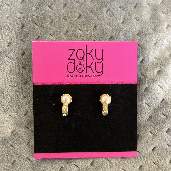 Dainty & Petite Pearl with Crystal Earrings-Boutique - Picture 3 of 4